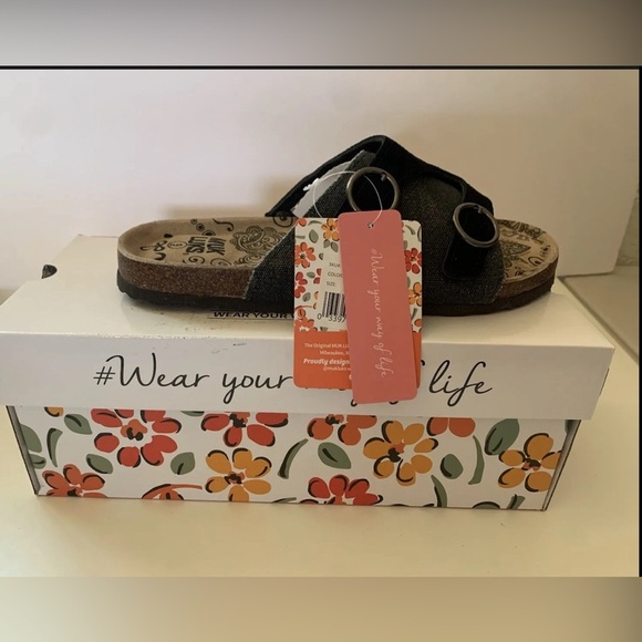Muk Luks Shoes - MUK LUKS Black Buckle-Accent Valerie Terra Turf Sandal Women Size 9 Women Sandal